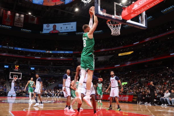 Kristaps Porzingis injury update after exiting Celtics-Wizards